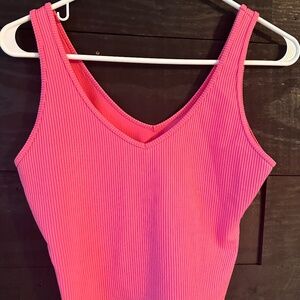 Hollister Tank Top Pink Size Medium
